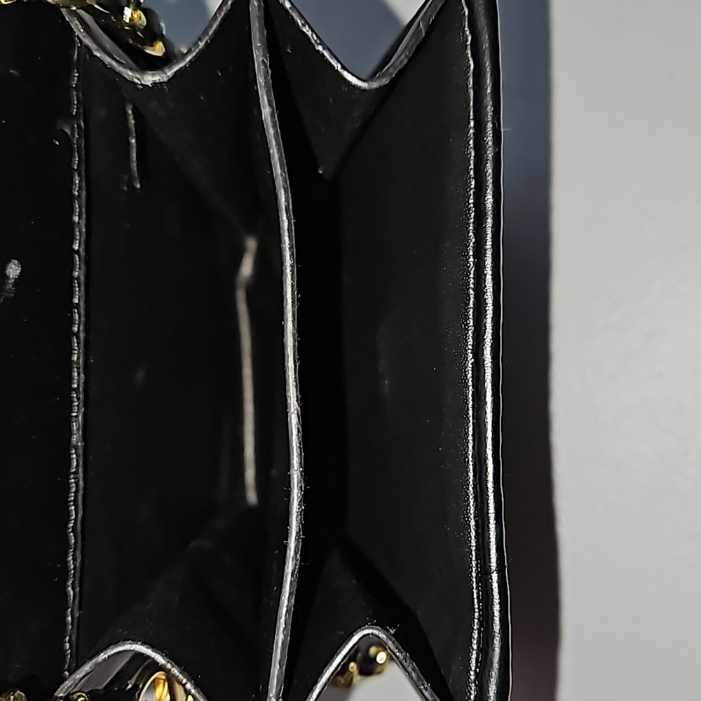 Black purse - Picture 8 of 13